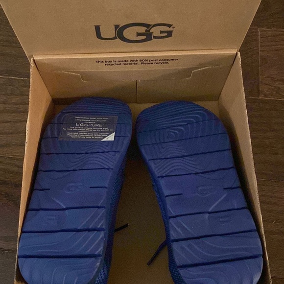 NEW Ugg K Canoe Hyperwave, boys size 2 - Picture 4 of 5